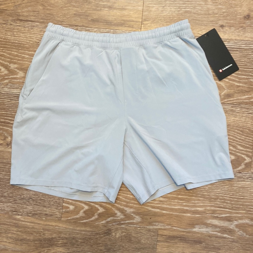Men’s lululemon shorts